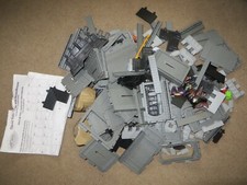 VGC Imaginarium Classic Train Table with Roundhouse building pieces no tracks