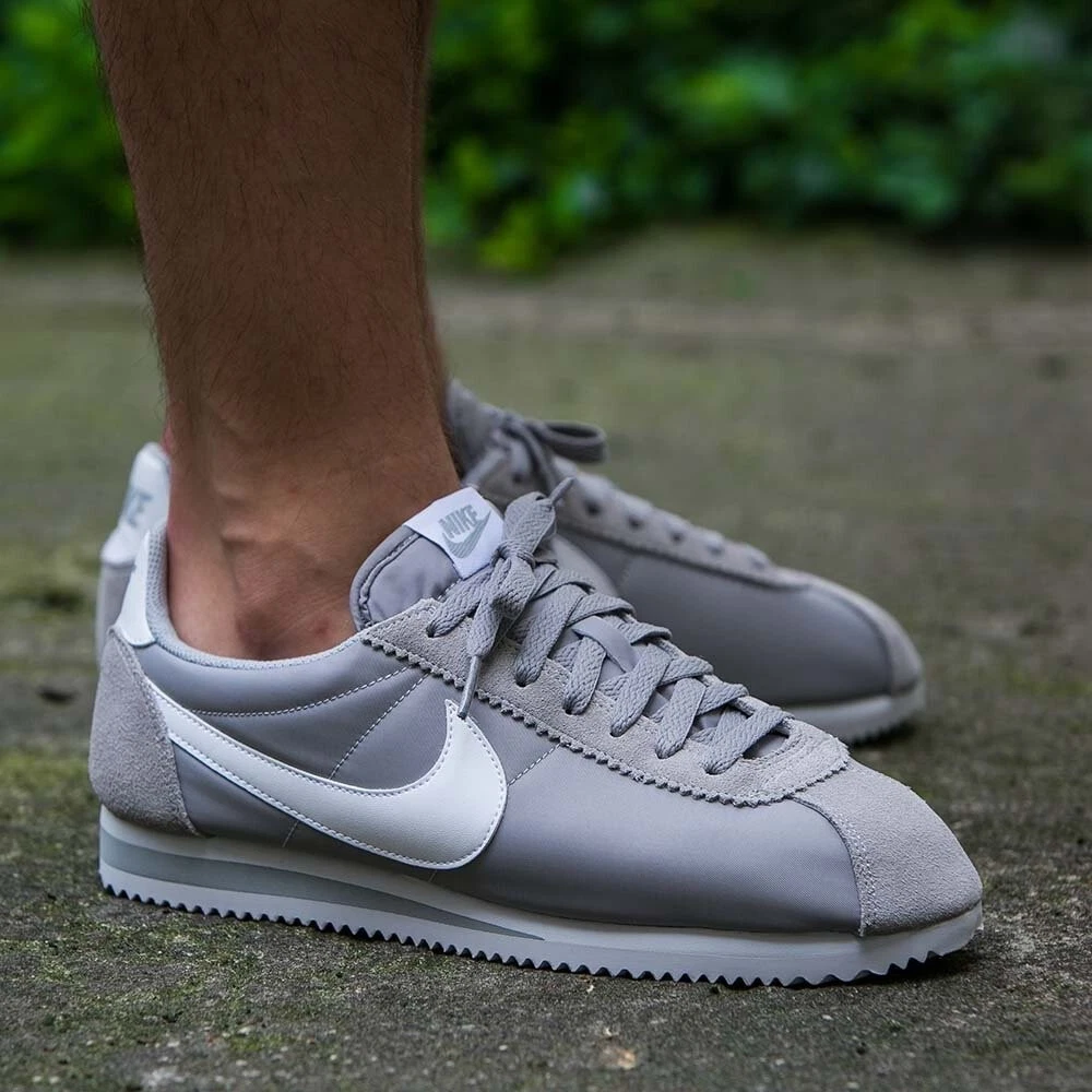 Серые nike мужские. Кроссовки Nike Classic Cortez nylon. Nike Cortez Classic мужские. Кортес Grey найк. Nike Cortez nylon Grey.