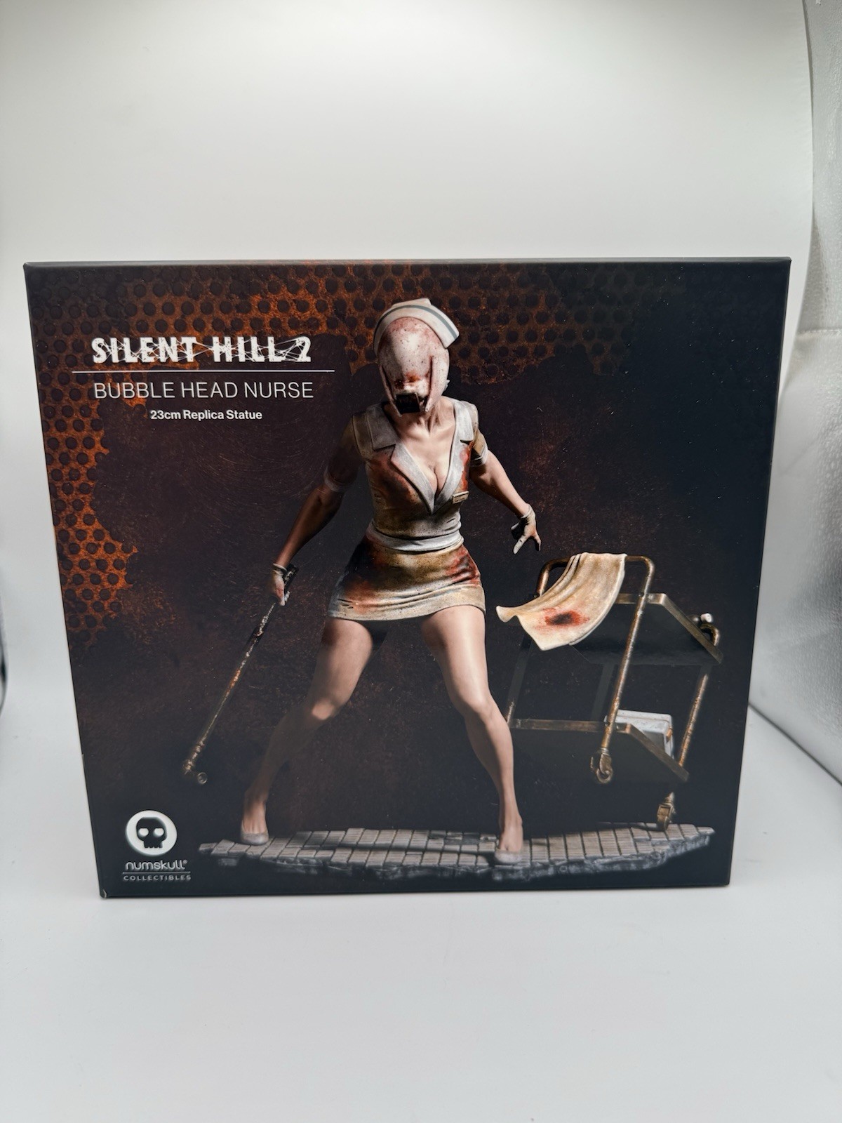 Silent Hill 2 Bubble Head Nurse 23cm Replica Statue Numskull Collectibles