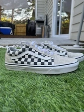 VANS Old Skool Unisex Skateboard Shoes Black and White Size 8