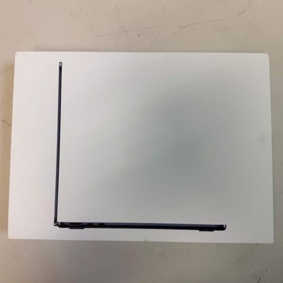 New 2025 Apple MacBook Air 13.6'' M4 8C GPU 4.5GHz 16GB RAM 256GB SSD MW123LL/A