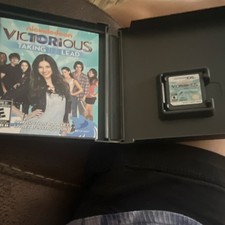 Nintendo DS - Victorious: Taking the Lead Complete w/ Manual