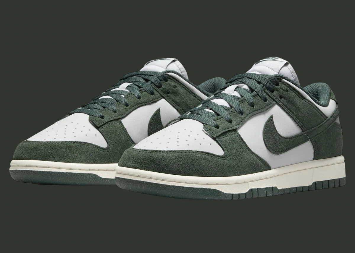 Nike ダークグリーン スニーカー s-l1200.webp