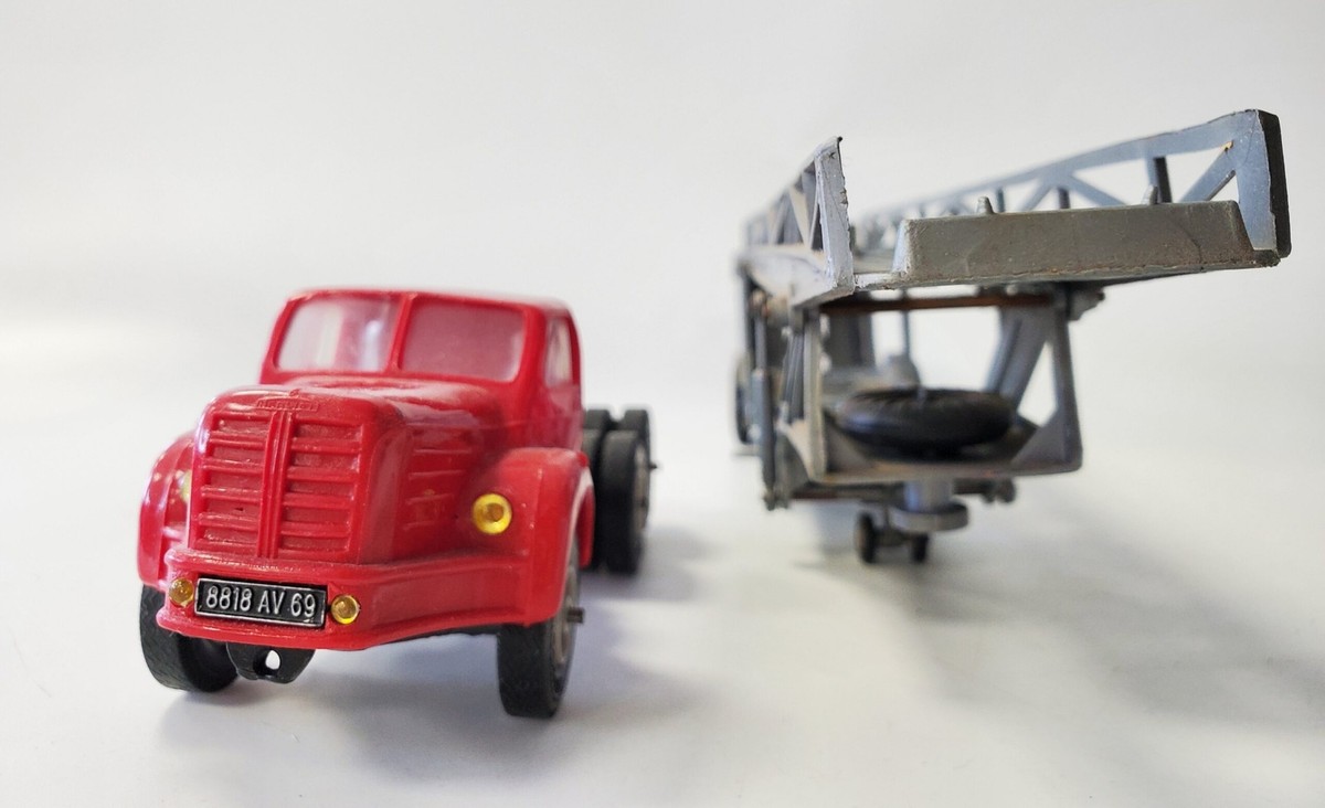 Berliet Tracteur TBO 15 Rouge Et Remorque Porte-voiture Grise - NOREV - Occasion