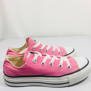 powder pink converse