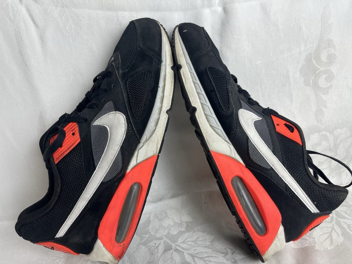 Nike Air Max IVO Black Crimson Sneakers Shoes 580518-016 Size 12