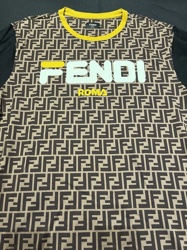 $930 CAMISETA NUEVA CON LOGO FENDI EE. UU. FF SUELTA MEDIANA M CAMISA SE AJUSTA A L AUTÉNTICA Foto 4 de 4