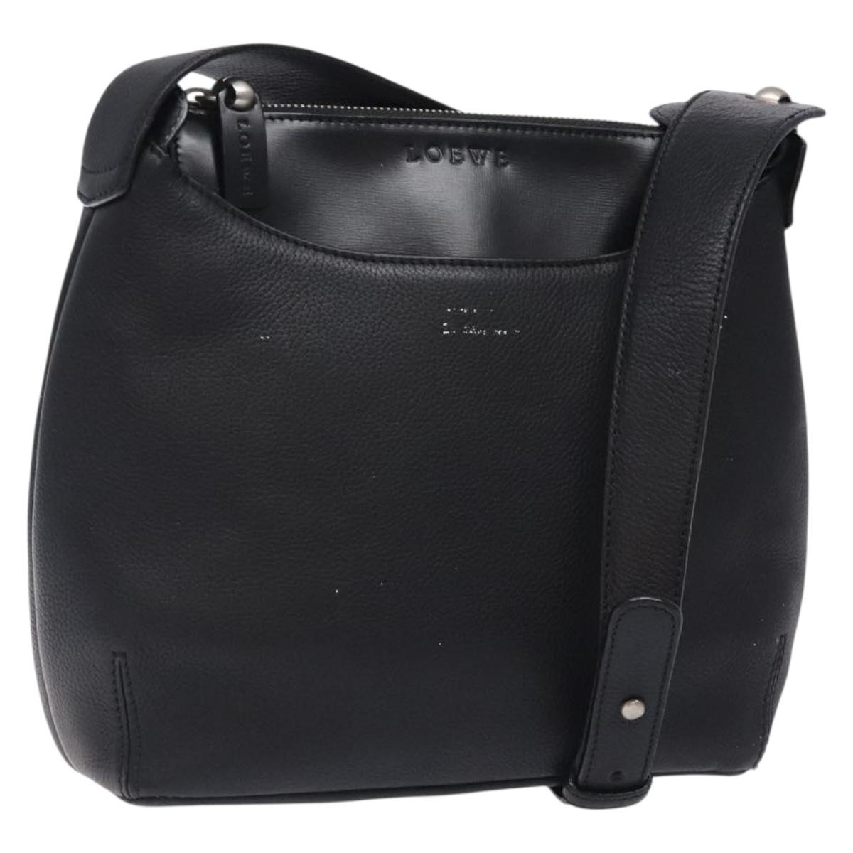 Loewe Vintage Shoulder Bag Leather Black Leather Shoulder Bag Bag (Pre-Owned)
