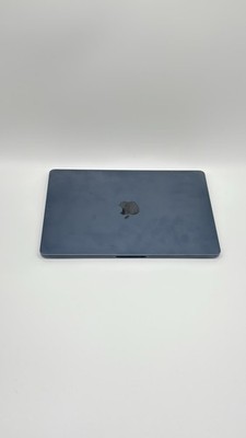  Apple MacBook Air 13 Zoll mit M4-Chip In Mitternacht Blau. Wie Neu + Media HUB