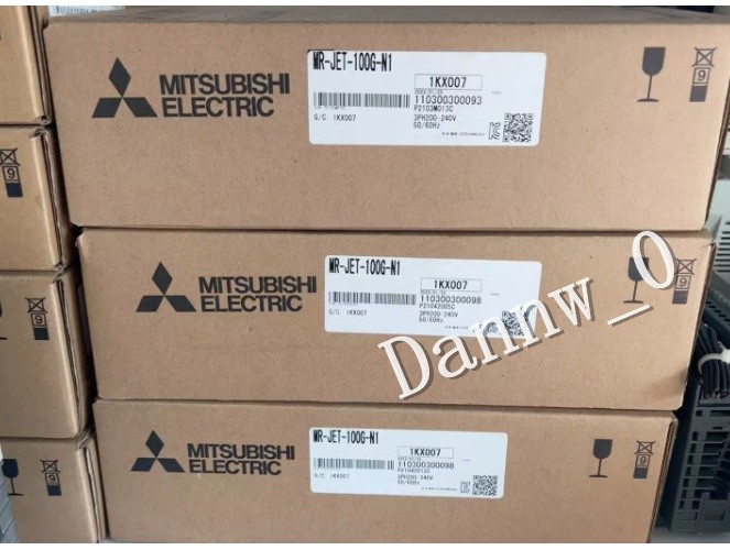 New In Box   MR-JET-100G-N1 AC Servo Drive   #tr