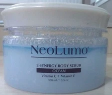 NEOLUMO 2-SYNERGY BODY SCRUB OCEAN-VITAMIN C-VITAMIN E-10.5 oz/300 ml-NEW-SEALED