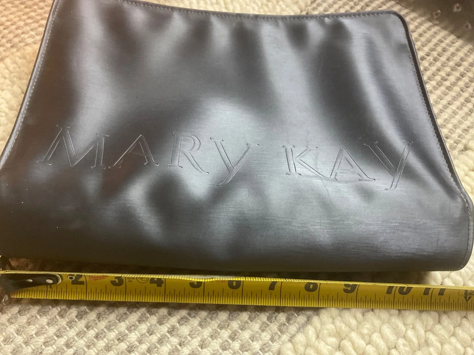 Bolso/estuche vintage Mary Kay negro muestra Foto 3 de 4