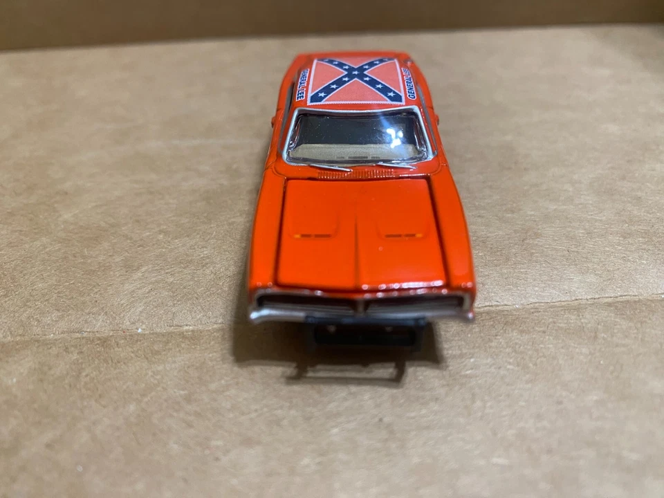 General Lee 1:64 Scale Dukes of Hazzard Johnny Ligtning 1969 Dodge Chatger R/T - Image 3 of 4