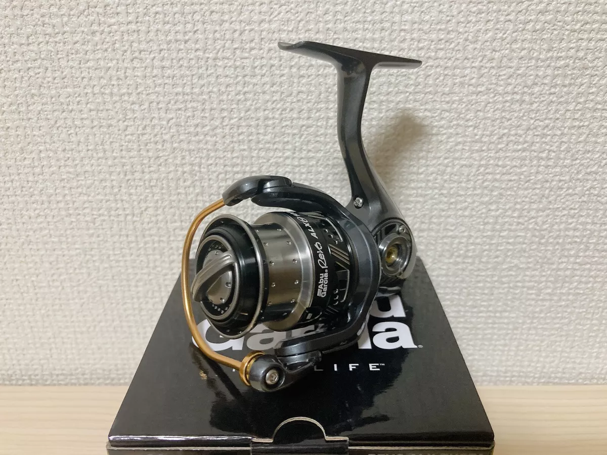 Abu Garcia Spinning Reel Revo ALX THETA 1000S 5.2:1 Fishing Reel IN BOX