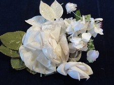 Vintage Millinery Flower Collection White Ivory w/Velvet 2-5" H5256