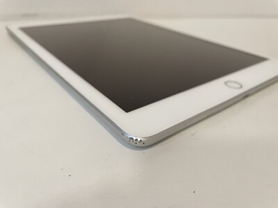 Apple iPad 6th Gen. 32GB, Wi-Fi + Cellular (Verizon), 9.7in