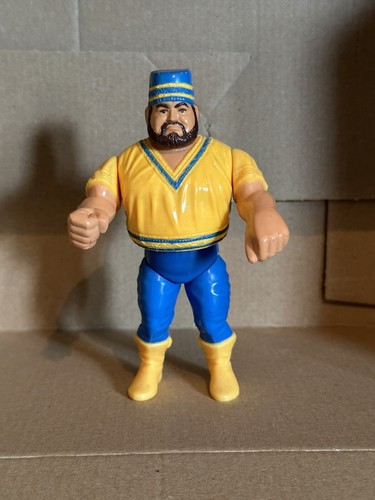 WWF WWE Hasbro Wrestling Figure. Series 1: Akeem T...
