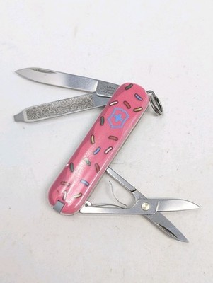 Victorinox Classic SD Blade HQ Exclusive Dessert Warrior Pink