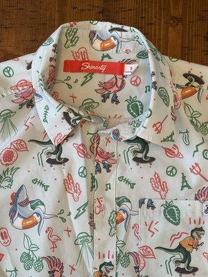 SHINESTY Men s Graphic Shirt. Size Small.