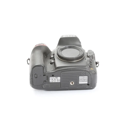 Nikon D800E + Gut (271155) - Bild 7 von 7