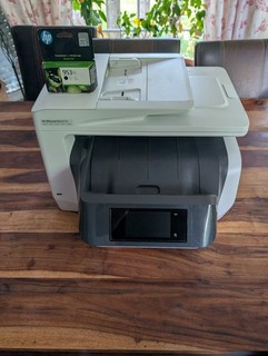 HP OfficeJet Pro 8730 Tintenstrahl Multifunktionsdrucker