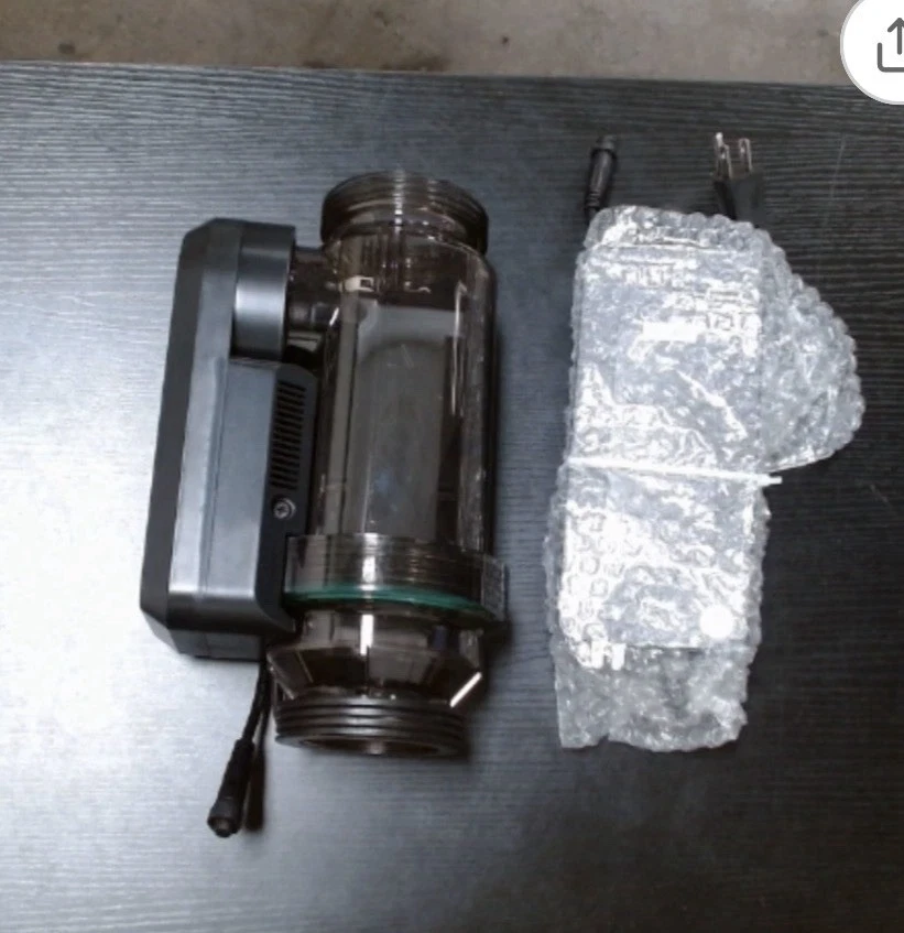 Bonvoisin Salt Water Pool Chlorinator System Salt Cell 60,000 gallons - Image 2 of 4