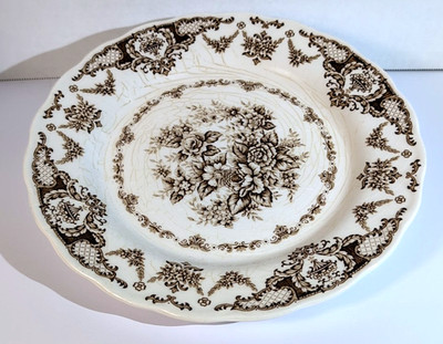 Double Phoenix Nikko Japan Dinner Plate Windsor Brown - floral design in EUC!!