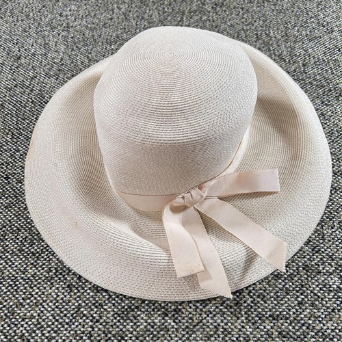 Vintage Marshall Field & Co Straw Sun Hat White Wide Brim Bow Mid-Century
