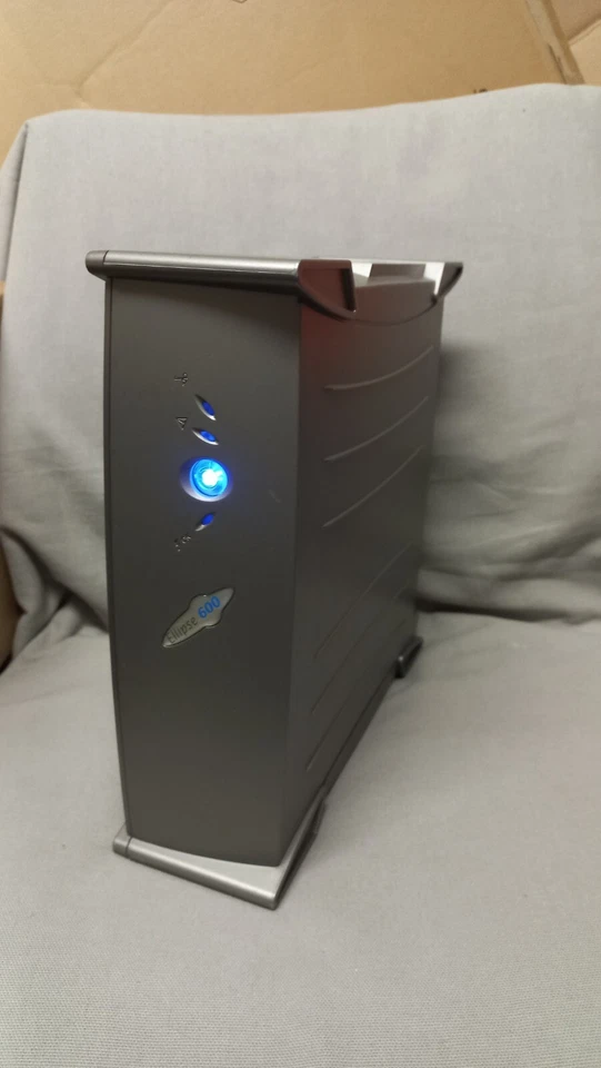 usv MGE 600VA ups mit Batterien unterbrechungsfreie