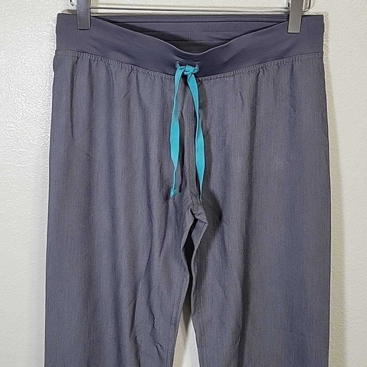FIGS Technical Collection Livingston grey scrub pants women's size