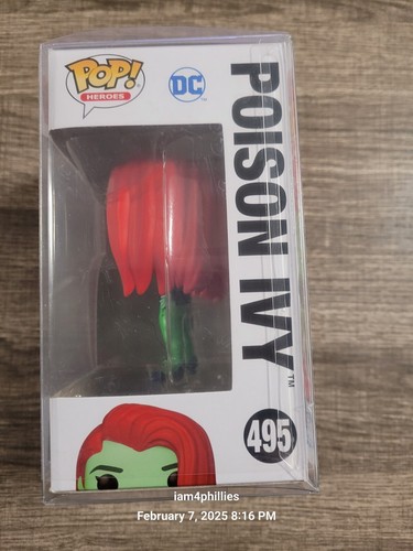 Funko Pop! Vinyl: Harley Quinn Poison Ivy #495 W/ Protector - Picture 4 of 4