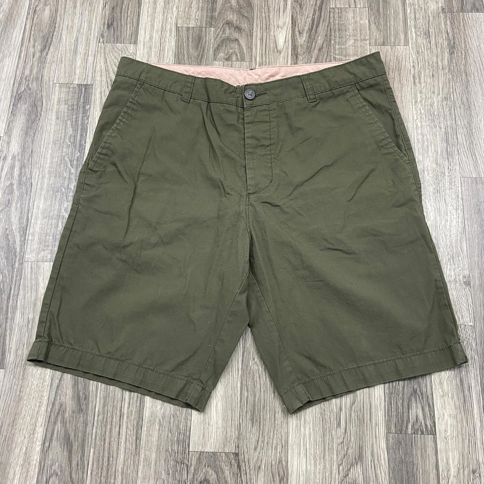 Pantalones cortos chinos informales verdes de tiro alto DIVIDED by H&M para hombre talla 32 Foto 4 de 4