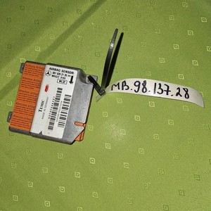 Airbagsteuergerät Sensor 0018202126 für Mercedes W210