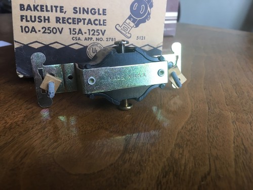 NUEVO STOCK ANTIGUO Baquelita Marrón Receptáculo Único Al ras 15A-250V Salida de Pared - Imagen 5 de 5