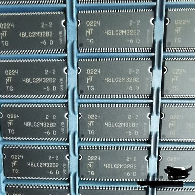 Chip Memoria MT48LC2M32B2TG-6G (48LC2M32B2) TSSOP86 - Nuovo