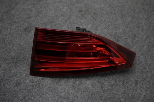 BMW X1 E84 Rückleuchte 2990114 Schlussleuchte Heckklappe rechts Rücklicht