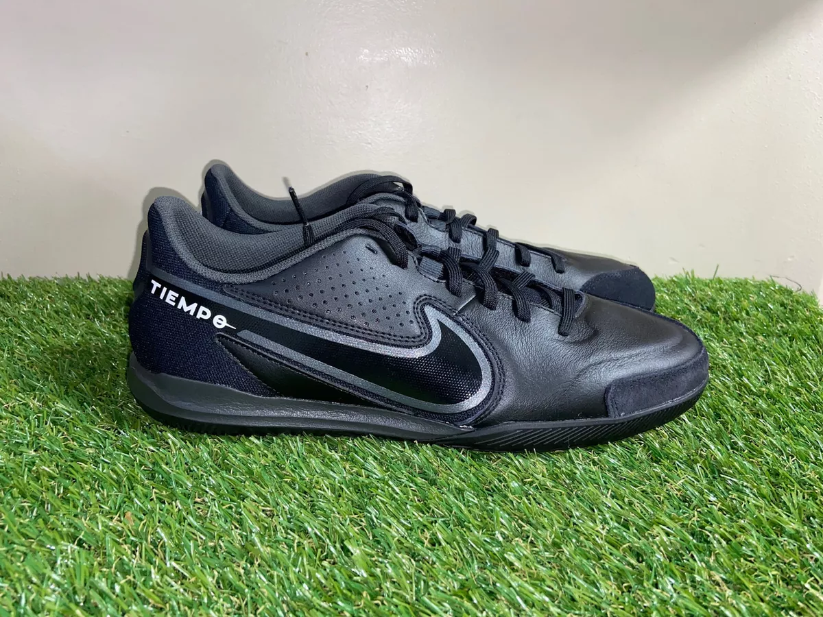 Nike 9 indoor soccer shoes discount