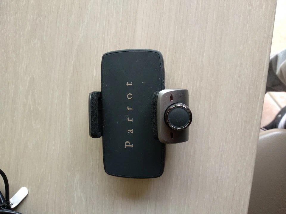 Parrot Minikit Smart - Photo 1/3