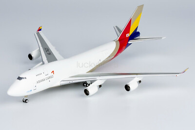 ASIAN AIRLINES 747モデル 1/4 00 Asiana Airlines Boeing 747 Airplane Model (1/160 Scale