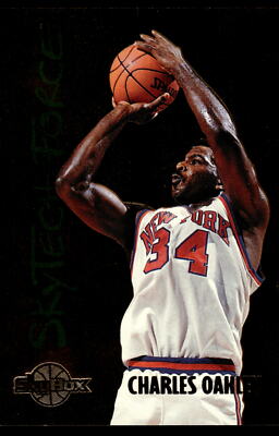 1994 SkyBox #SF18 Charles Oakley   SkyTech Force New York Knicks