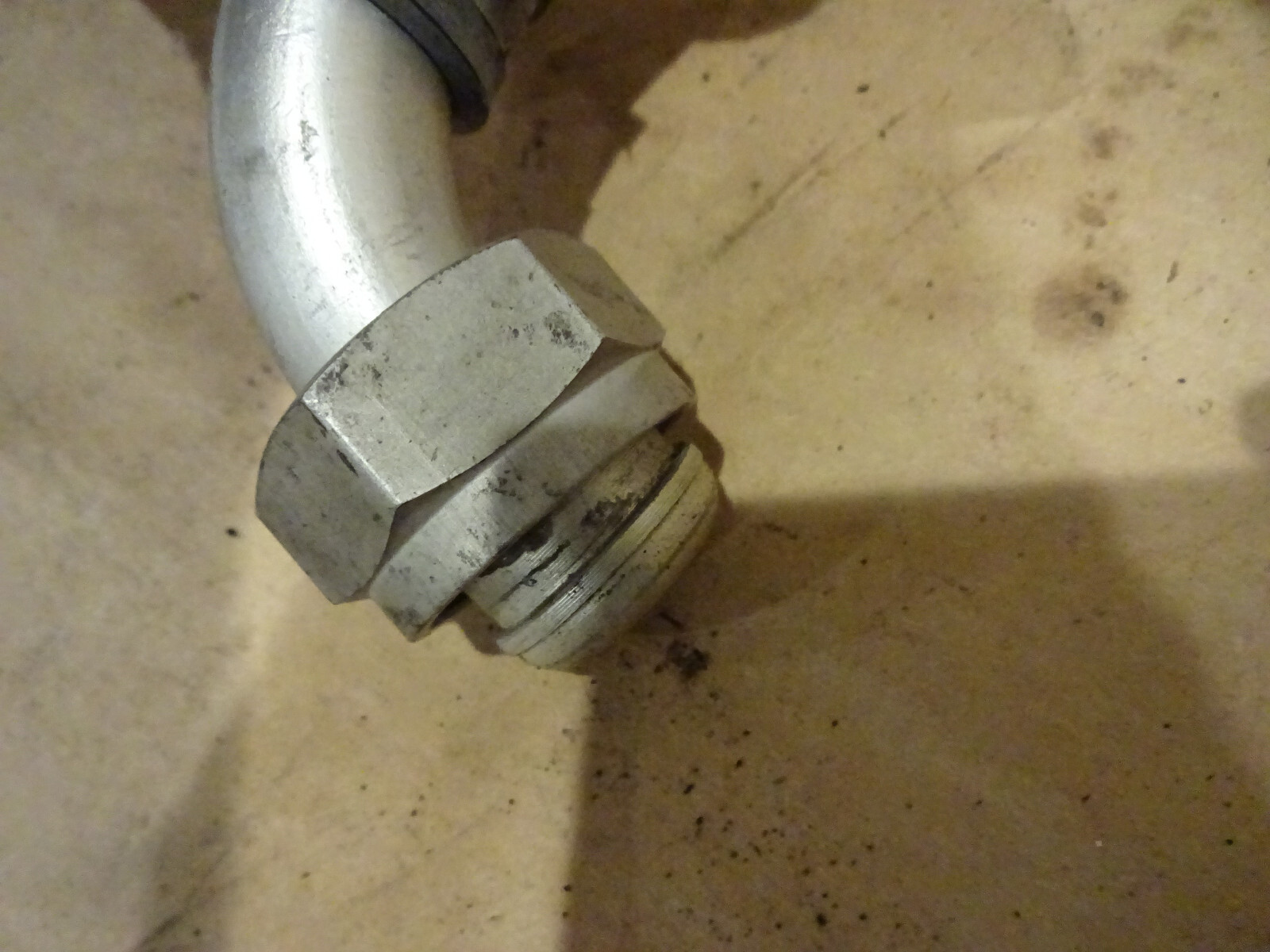 Maserati 4200 - Oil Hose From  Heat Exchanger To Tank - P/N 186060