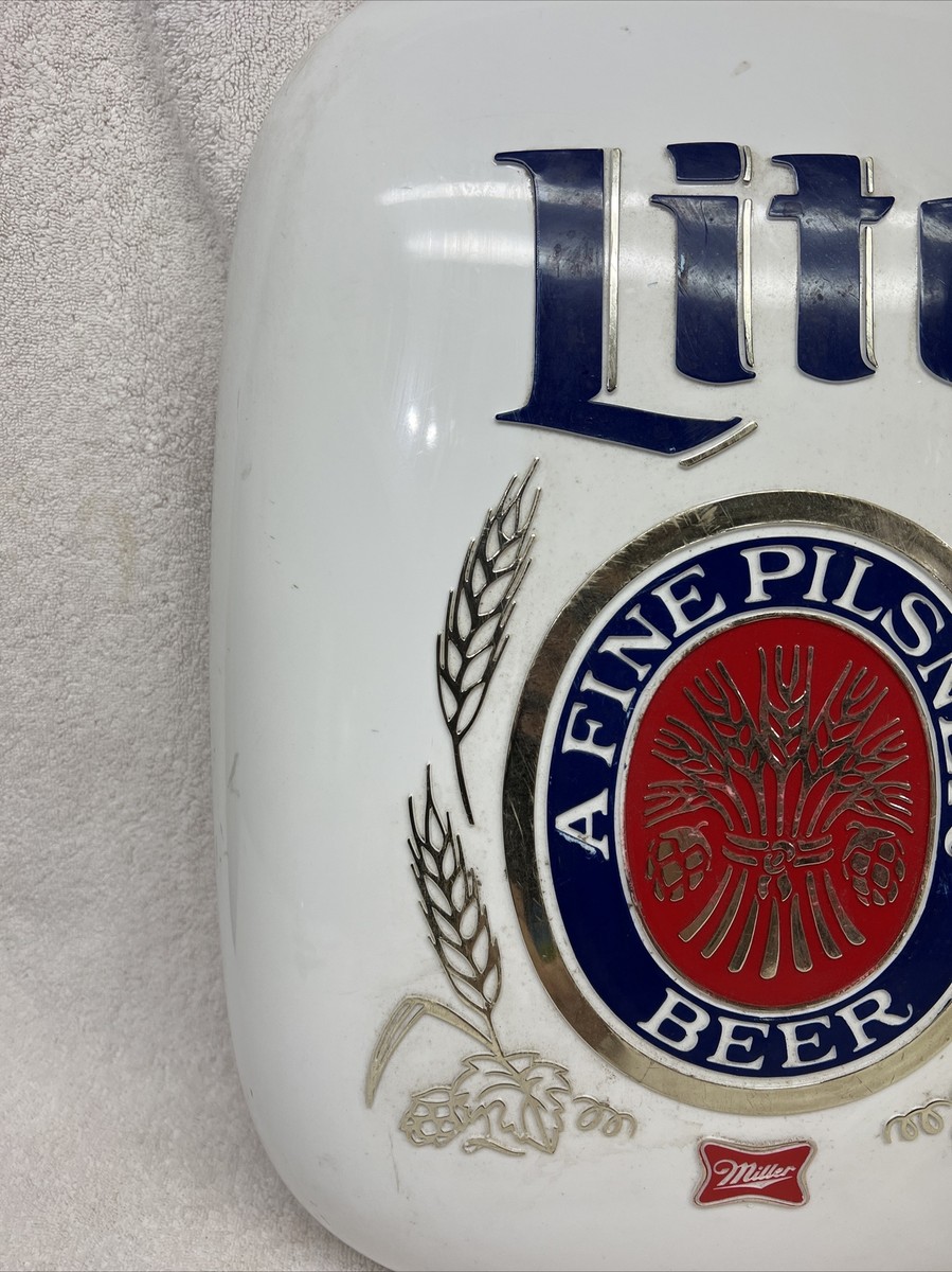 MILLER LITE A FINE PILSNER BEER CURVED PLASTIC BUBBLE BAR SIGN 14