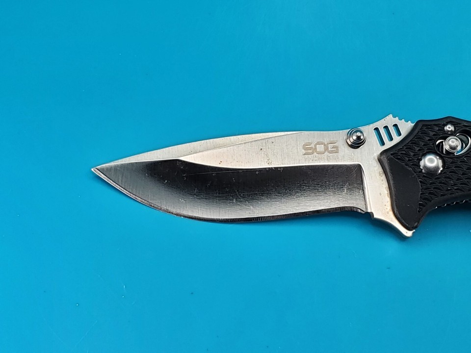 Sog Vulcan Mini VG10 Seki Japan Folding Pocket Knife, Arc Lock, Black