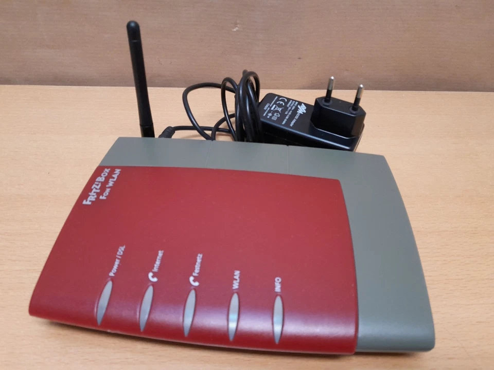 Friztz!Box Fon WLAN 7170 - mit Netzteil, mit Kabels