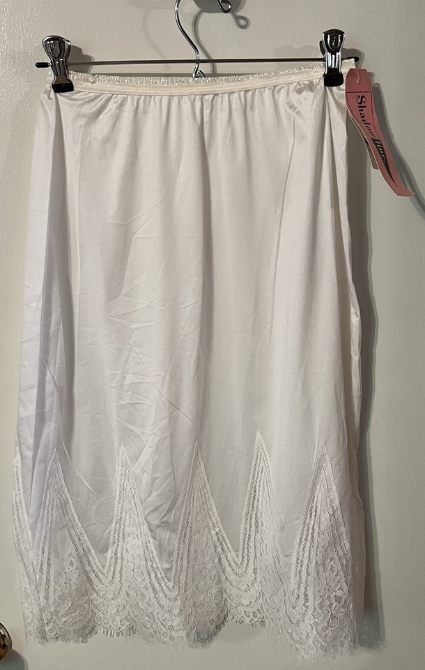 VINTAGE SMALL WHITE SHADOWLINE HALF SLIP-26” INCHES-100% NYLON T1 | eBay