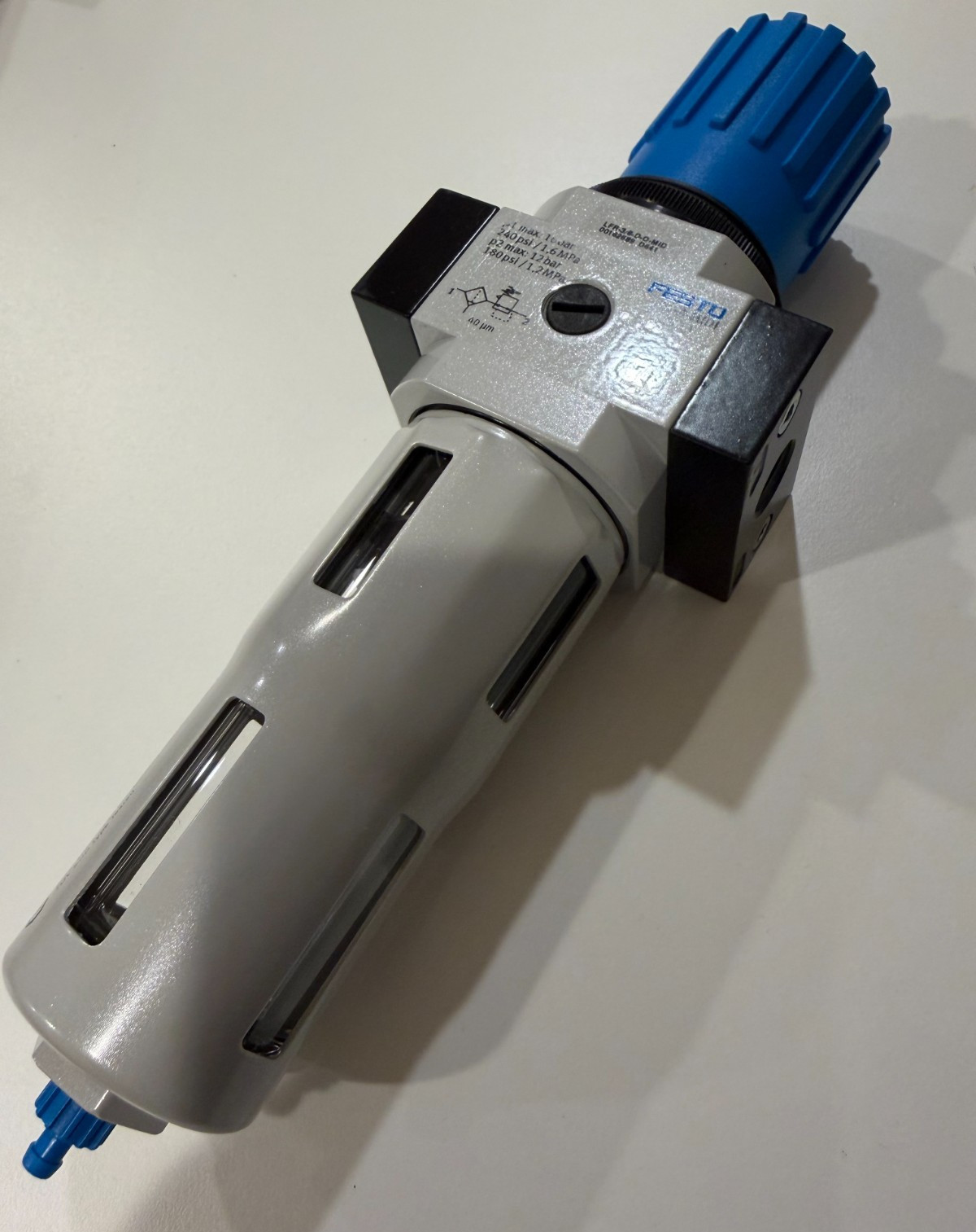 FESTO LFR-3/8-D-O-MIDI 00162689 Filter Regulator NEW