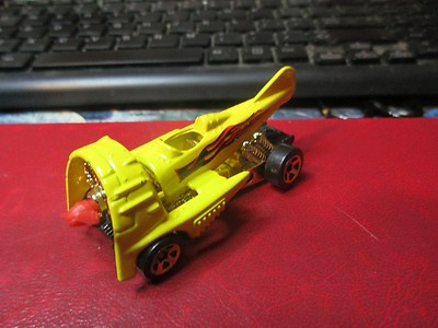 Diecast Hotwheels 1996 Dog Fighter