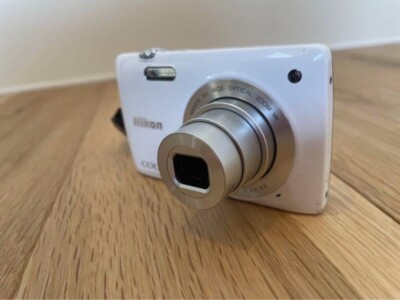 Nikon COOLPIX S4300 ホワイト#159 Nikon COOLPIX S4300 White Digital Camera 16.0MP 6x Optical