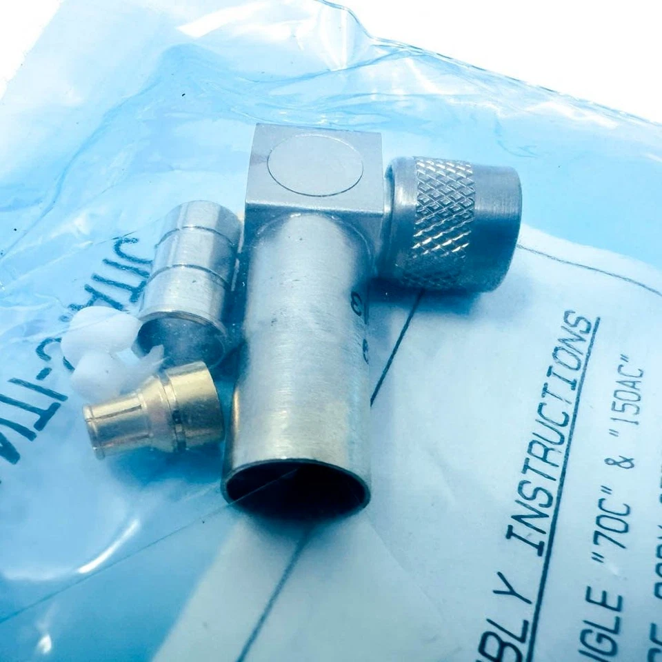 Trompeter TEI14949 Right Angle 70C 50C Large Body Series RF Coaxial Connector - Image 2 of 4