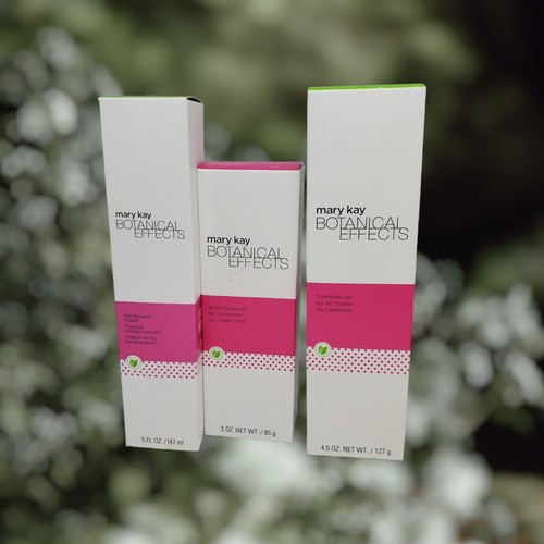 Mary Kay Hautpflegesets; Botanische Effekte, Clear Proof, klinische Lösungen - Bild 13 von 47